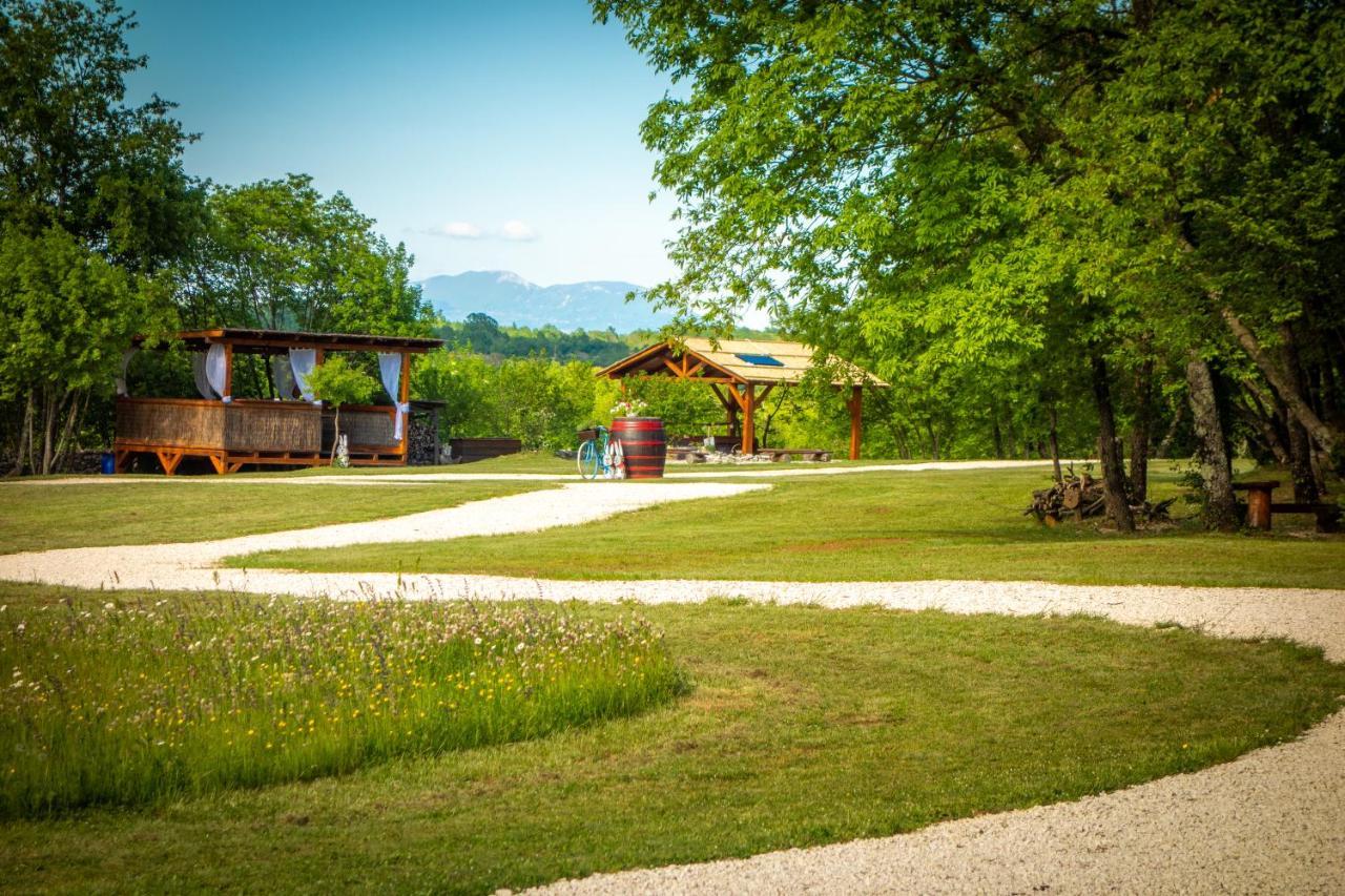 Robinson Accommodation Freedom Foli Exterior photo