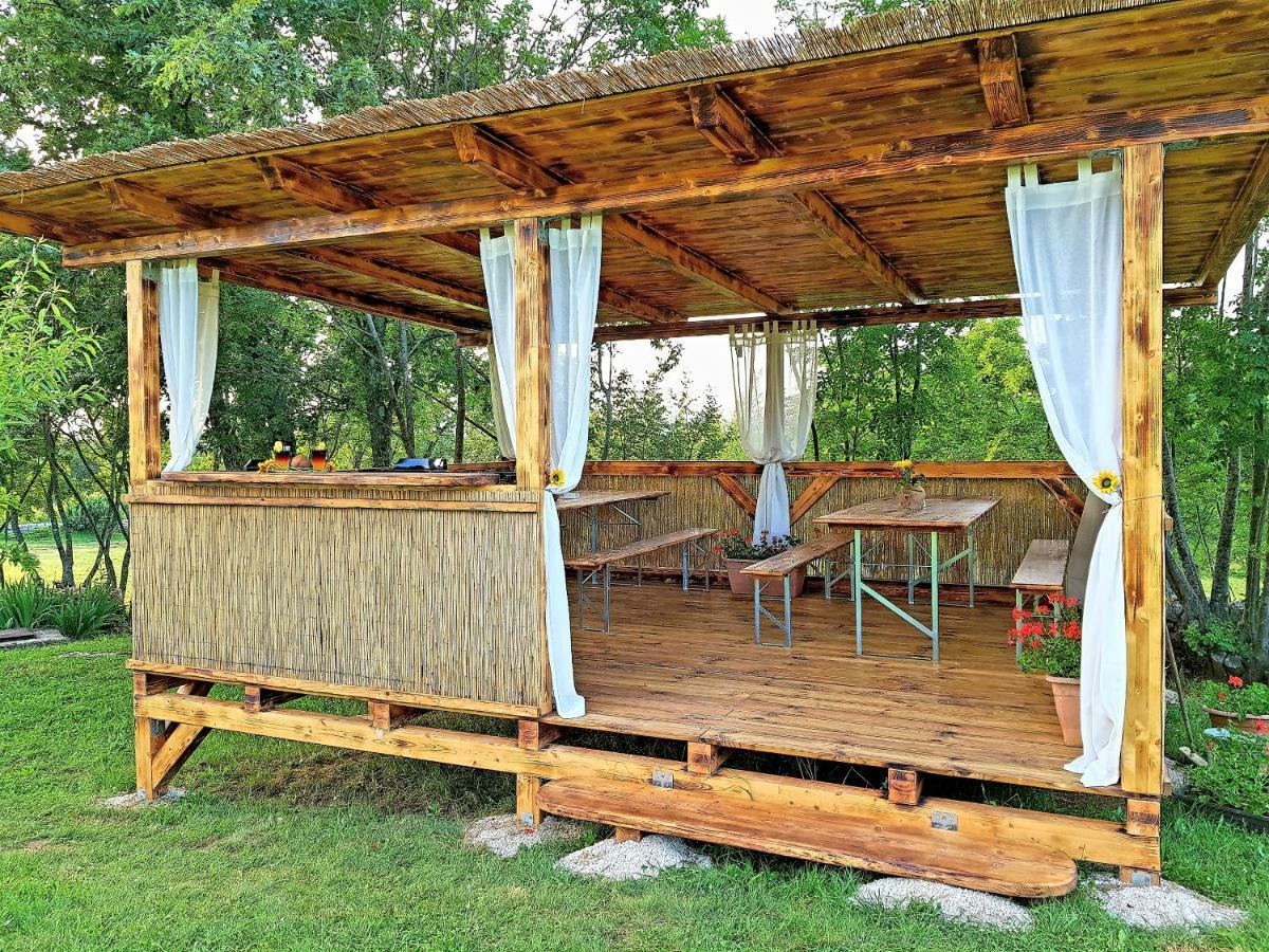 Robinson Accommodation Freedom Foli Exterior photo